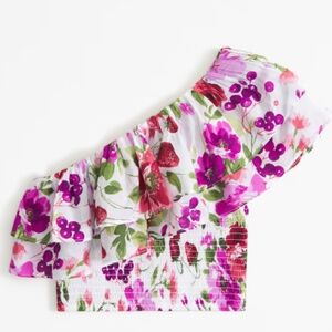 Asymmetrical One-Shoulder Ruffle Set Top